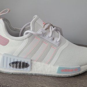 BNWT Adidas NMD R1 Running/Training/Athleisure Shoes